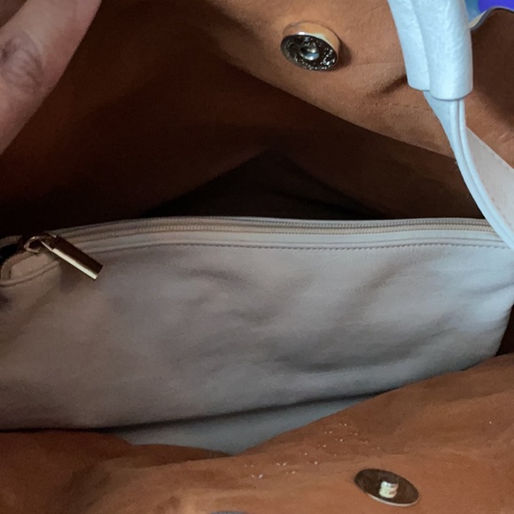 Purse - Picture 2 of 4